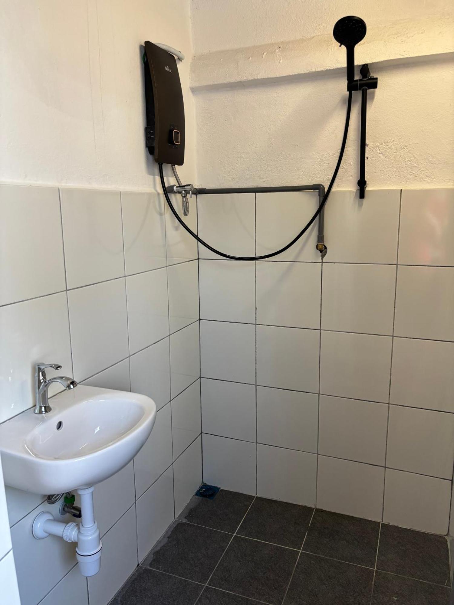Victoria Pods Hotell George Town Eksteriør bilde